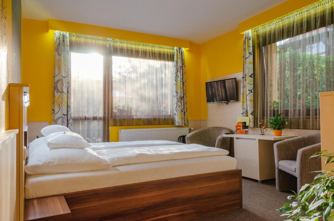 Hotel Mayer Alsooers エクステリア 写真