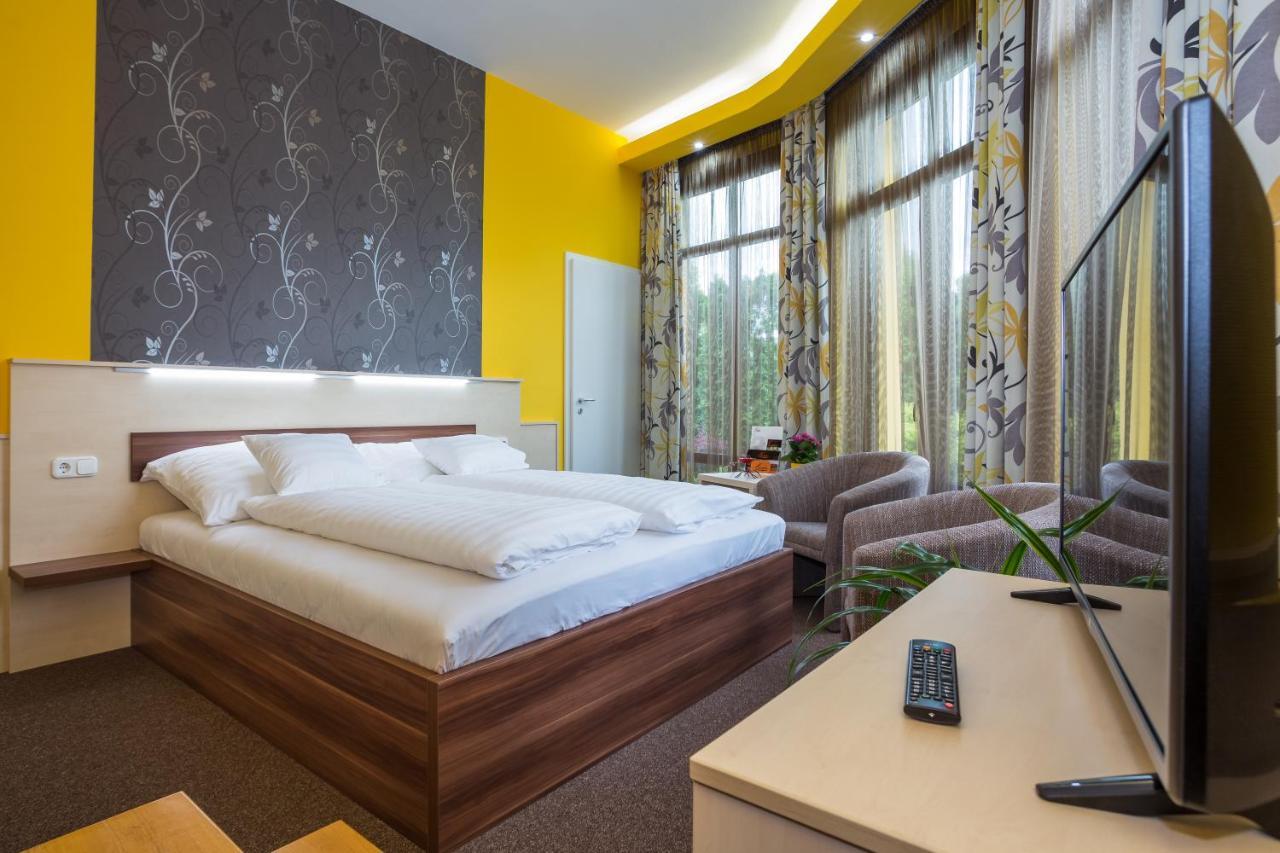 Hotel Mayer Alsooers エクステリア 写真