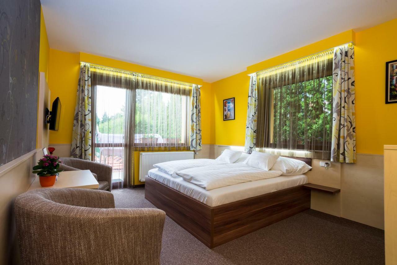 Hotel Mayer Alsooers エクステリア 写真